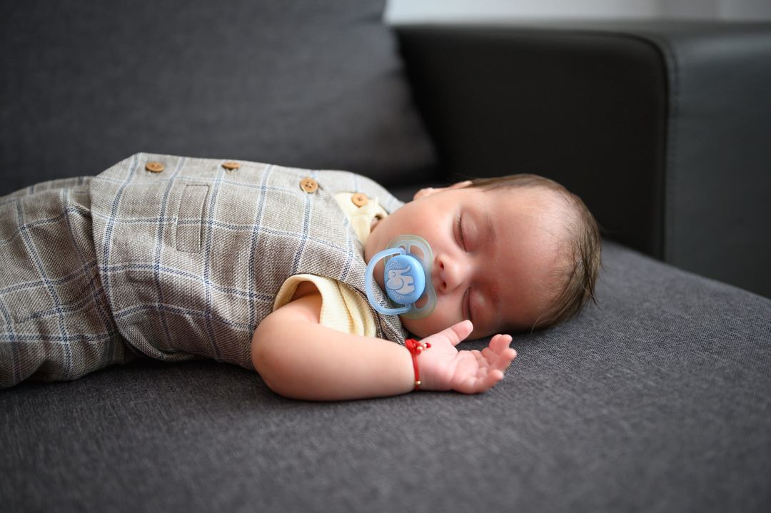 Detalii de botez — Demeter Studios