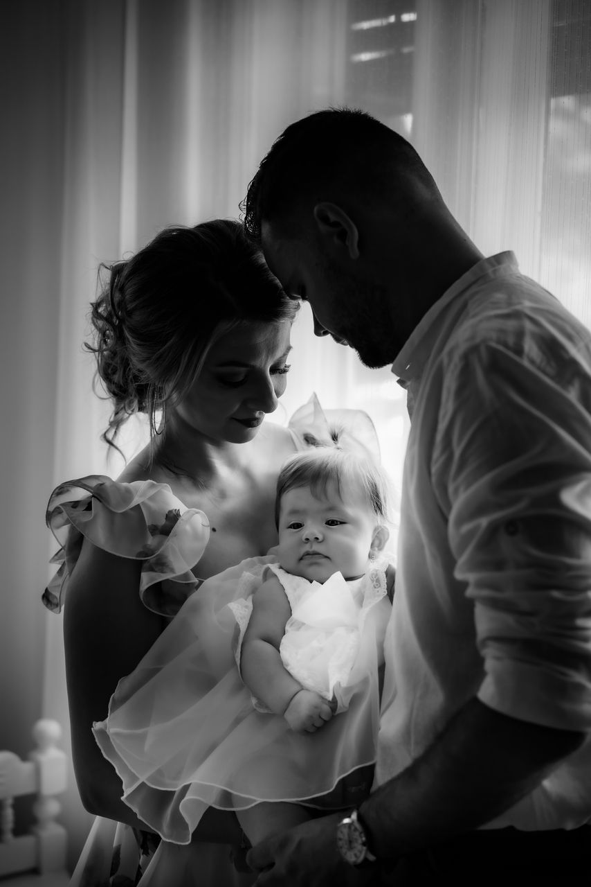 Familia și nașii — Demeter Studios