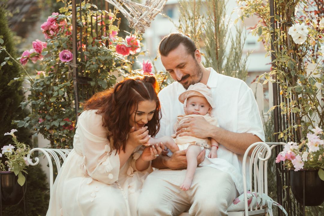 Familia și nașii — Demeter Studios
